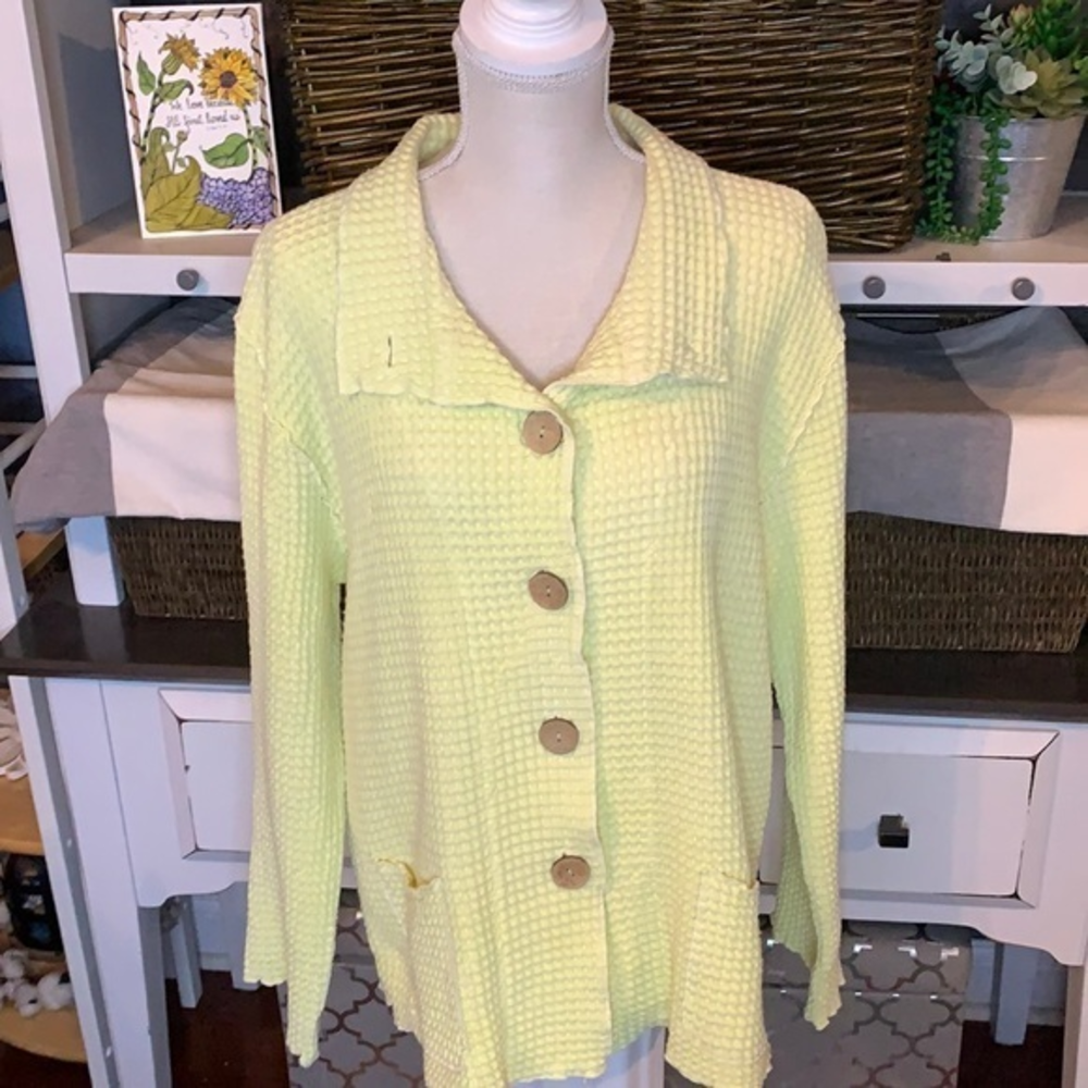 Focus‎ Neon Yellow Large Button Down Cardigan Size Large